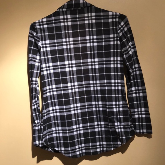 Classic black and white flannel - Picture 3 of 3